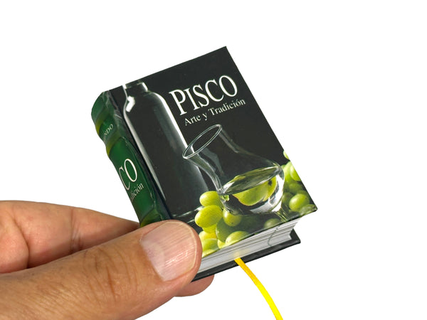 new Pisco, Arte y Tradicion mini book hardcover 441 pgs photos, recipes, history