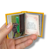 Encanto Mini Book with slipcase, hardcover 190 pages color illustrated Spanish