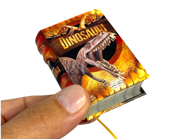Dinosauri in Italian mini book hardcover 430 pgs full color illustrated pocket