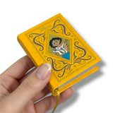 Encanto Mini Book with slipcase, hardcover 190 pages color illustrated Spanish
