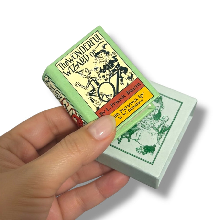 The Wonderful Wizard of OZ tiny book leather hardcover w/slipcase Germany 510p