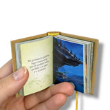 Un Gran Dinosaurio Miniature Book - Disney•Pixar Story of Arlo | Salvat