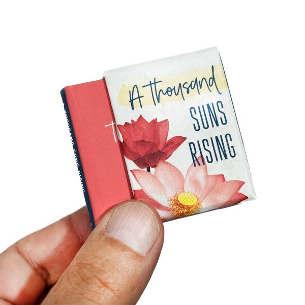 A Thousand Suns Rising (Tiny Book): Wisdom from the Bhagavad Gita